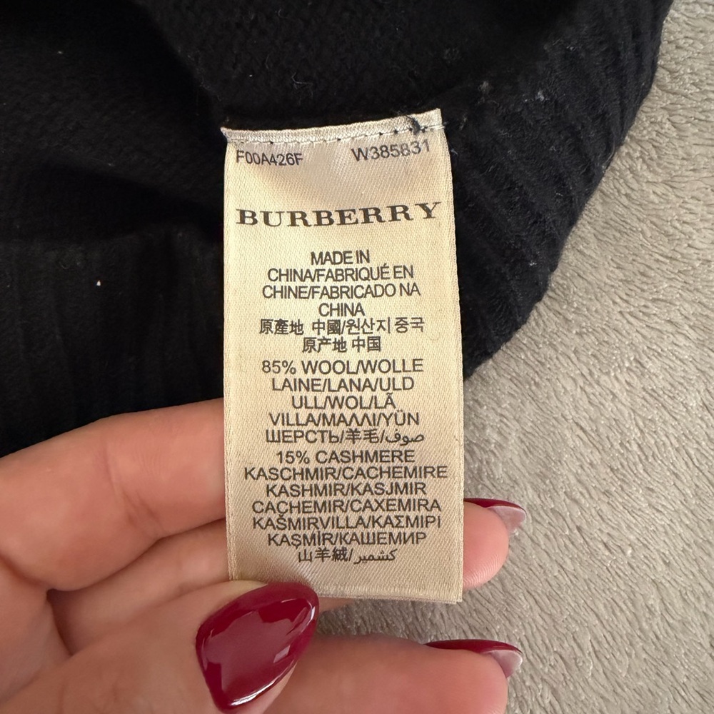 Burberry Black Checkered Women's Wool Sweater - Picture 10 of 13